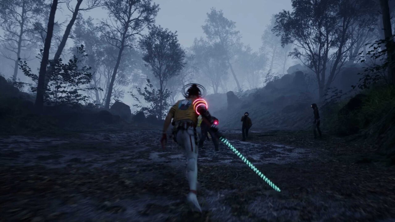 Romeo em batalha utilizando uma espada futurista.